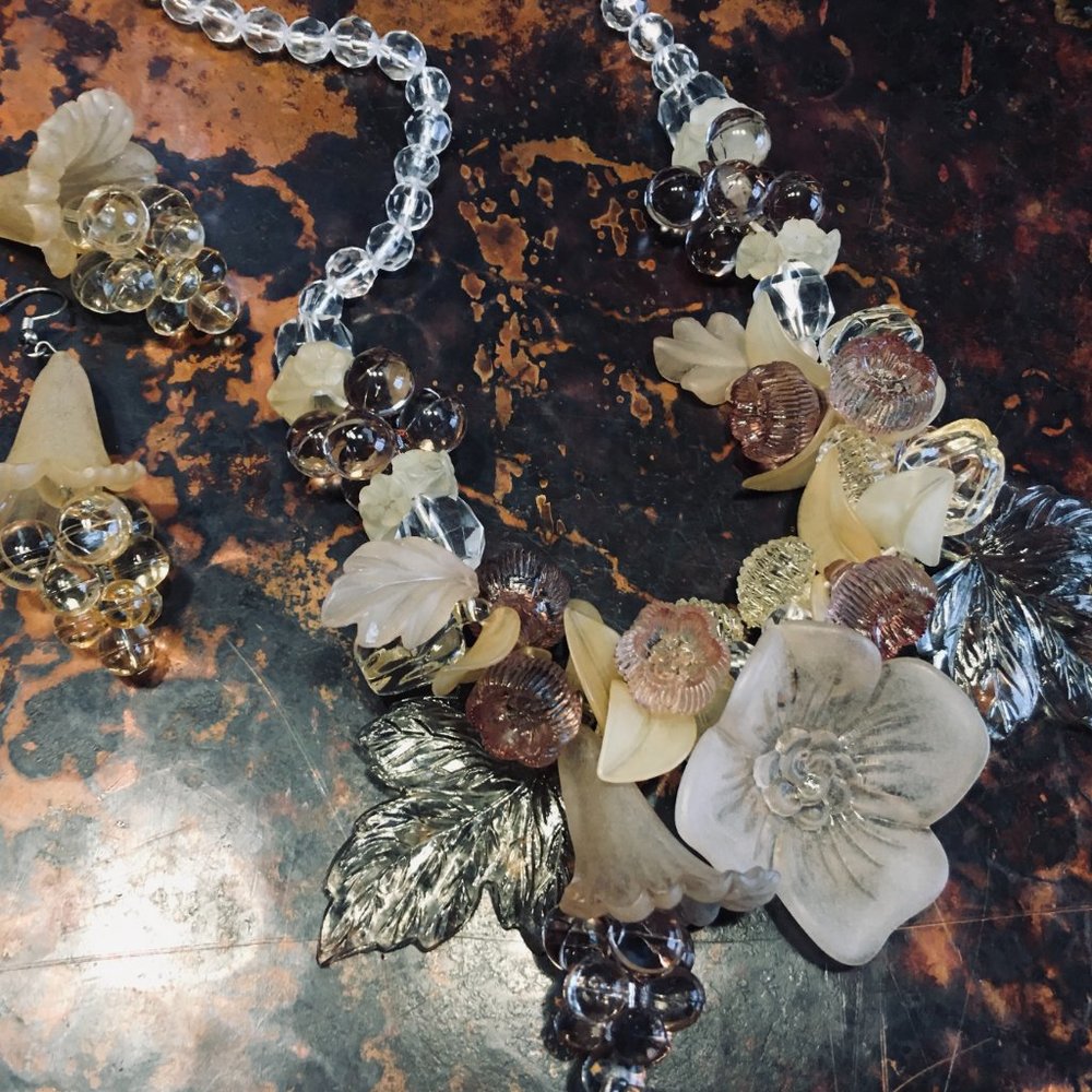 SALE! FINE JEWELRY! Showstopper Designer (NECKLACE + EARRINGS) - Picture 13 of 16